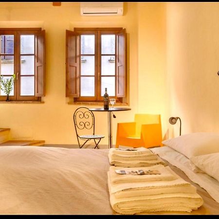 Guesthouse Via Di Gracciano - Adults Only Montepulciano Stazione Buitenkant foto