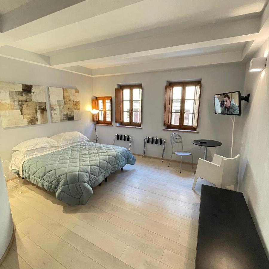 Guesthouse Via Di Gracciano - Adults Only Montepulciano Stazione Buitenkant foto