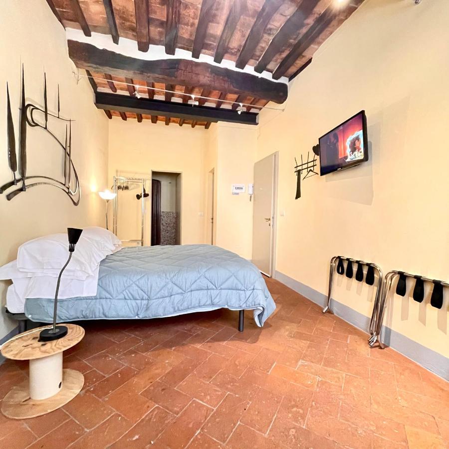 Guesthouse Via Di Gracciano - Adults Only Montepulciano Stazione Buitenkant foto