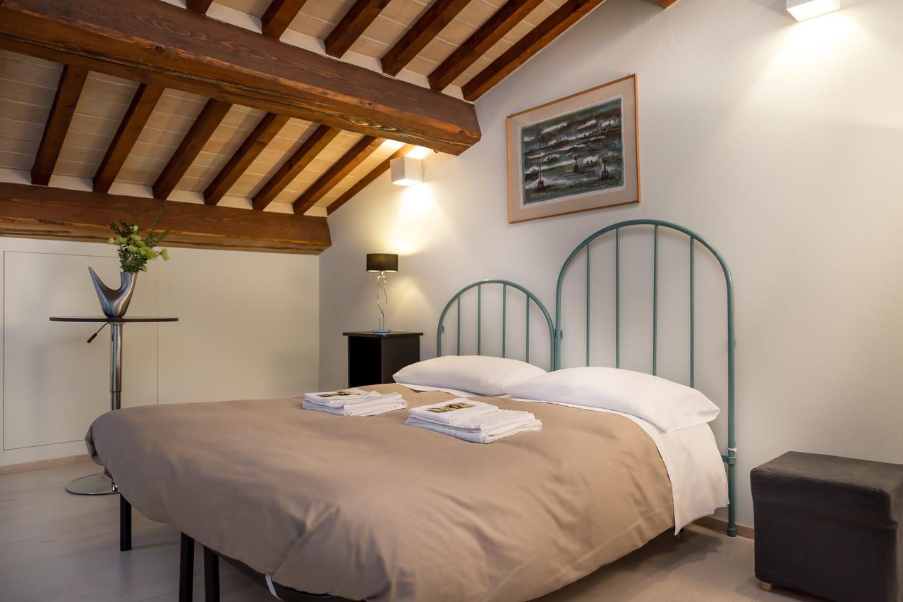 Guesthouse Via Di Gracciano - Adults Only Montepulciano Stazione Buitenkant foto