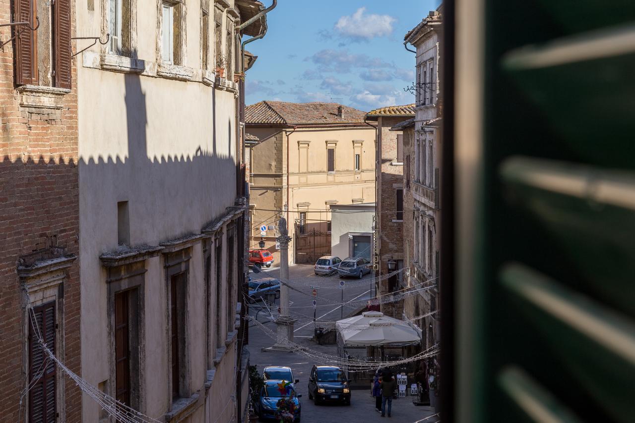 Guesthouse Via Di Gracciano - Adults Only Montepulciano Stazione Buitenkant foto