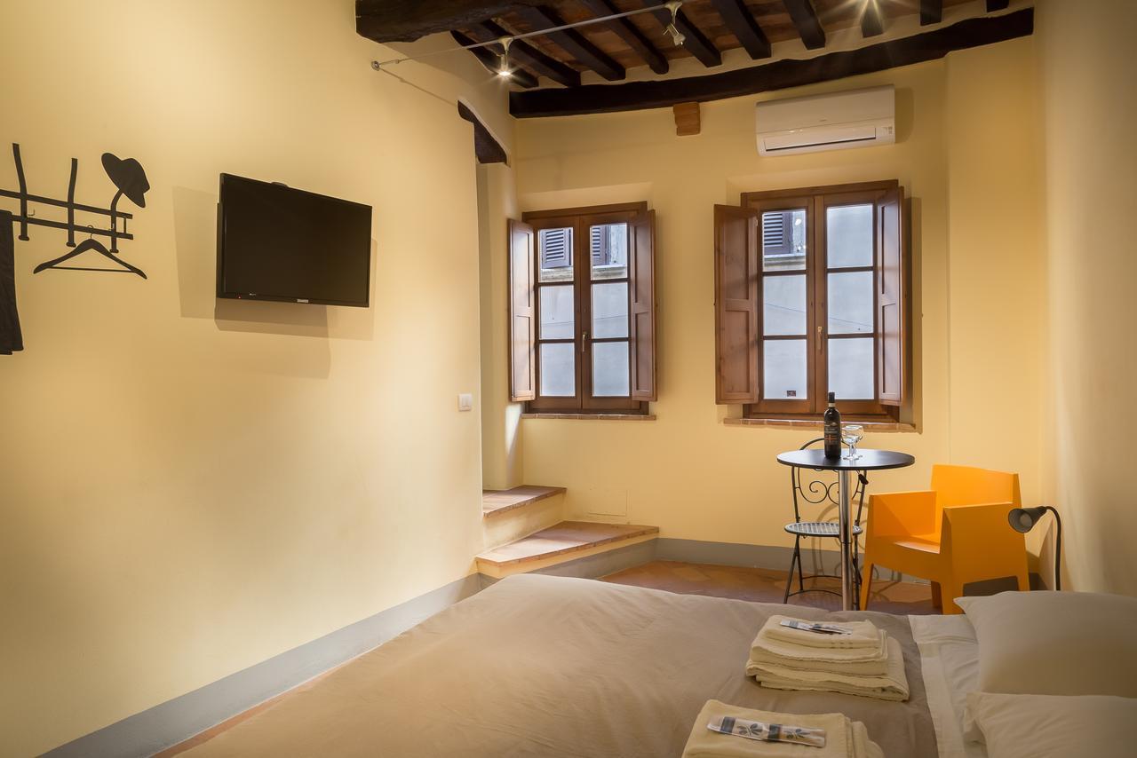 Guesthouse Via Di Gracciano - Adults Only Montepulciano Stazione Buitenkant foto
